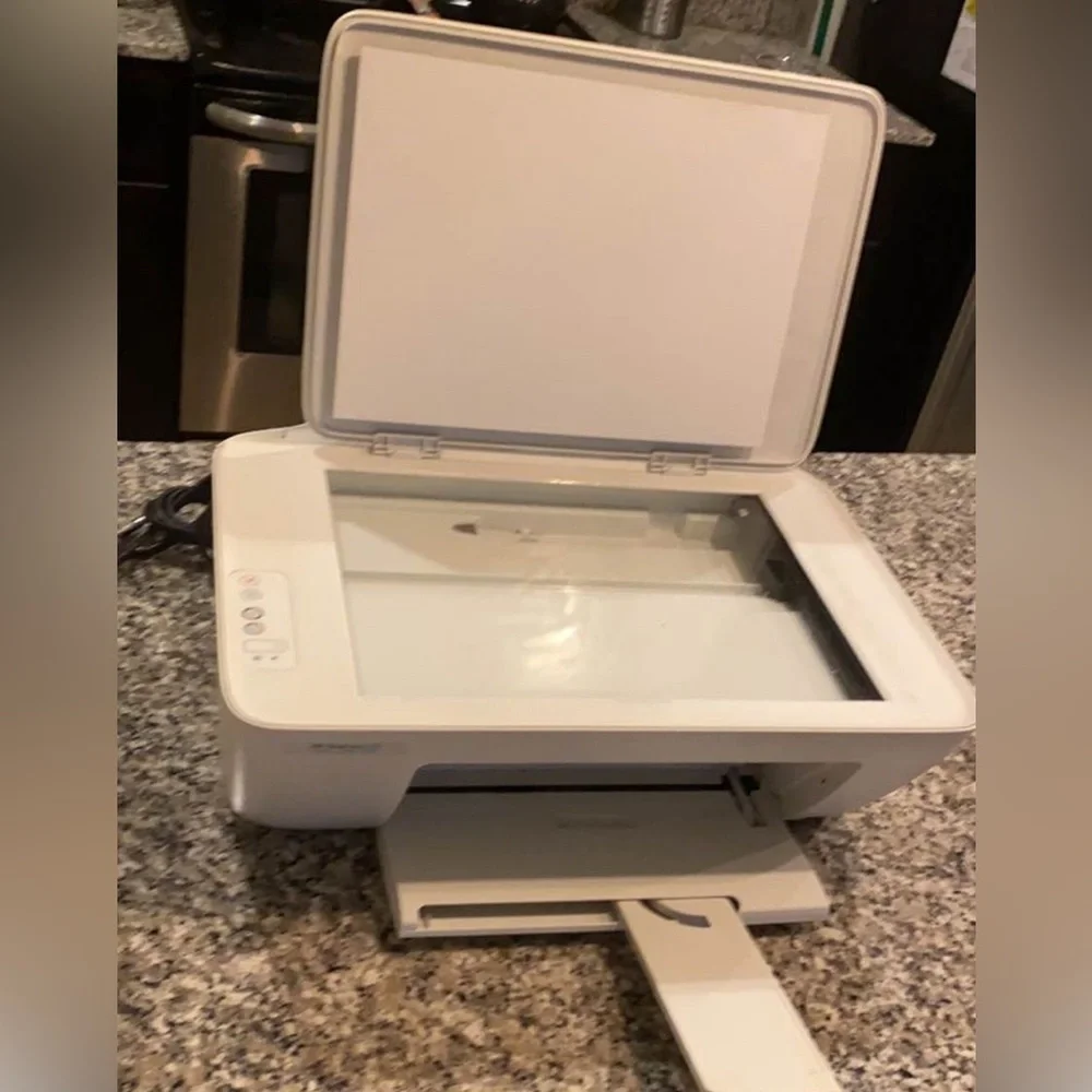 HP DeskJet 2132 Printer, Scanner and Copier